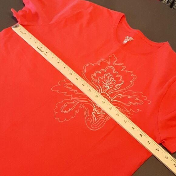 Hanes Perfect T Relaxed Fit Tee Shirt with Silver/Pink Flower - Picture 5 of 6